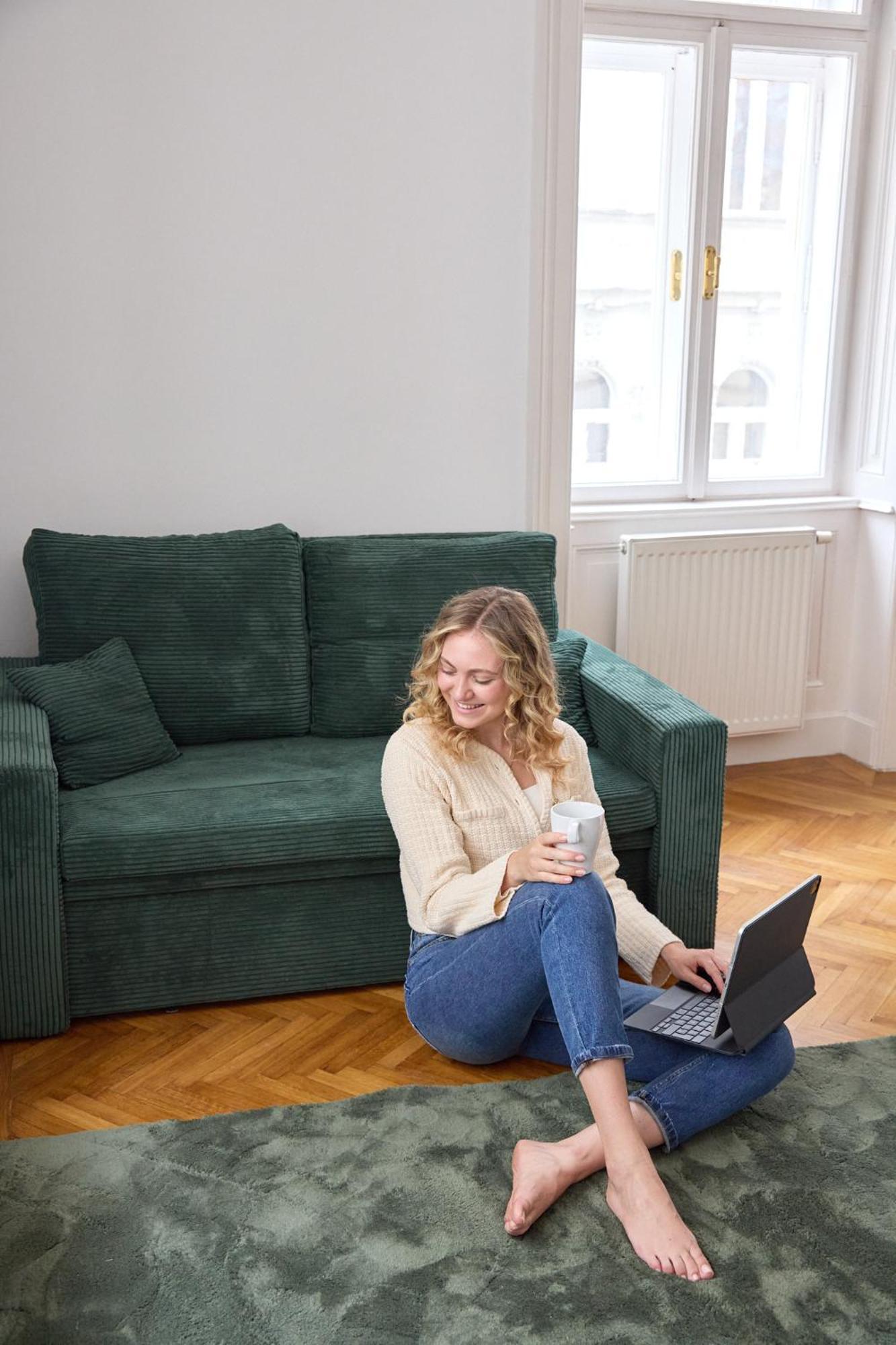 Apartment - Volkstheater *